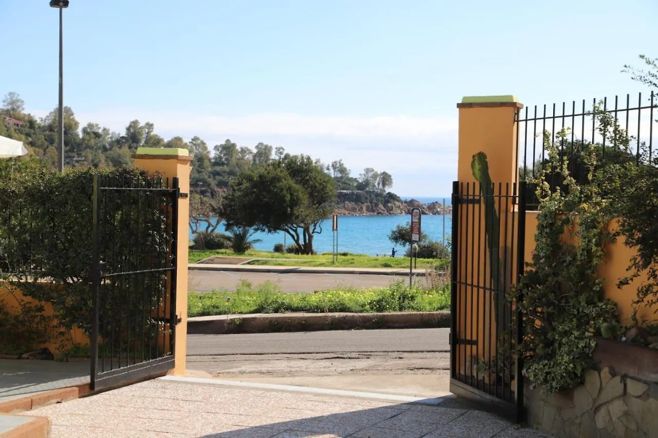 펜션 Villetta Il Faro Sul Mare 아르바탁스